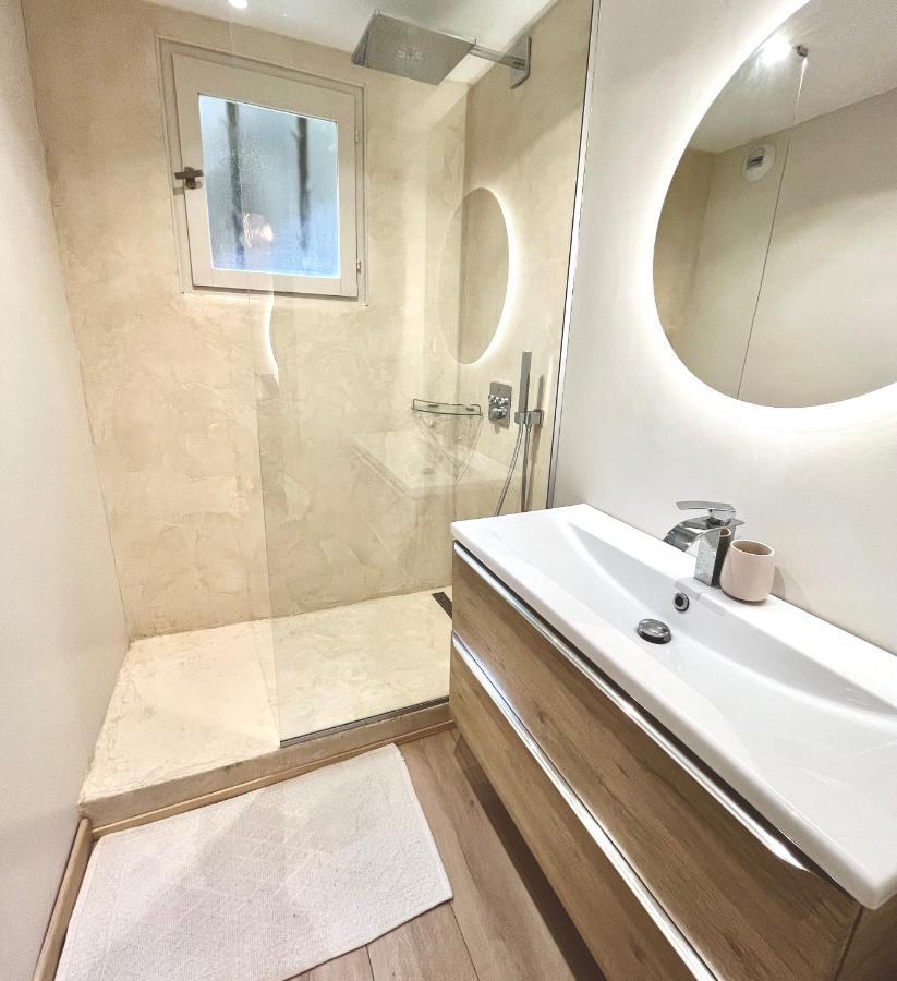 Magnifique 2 Chambres Terrasse Et Parking Saint-Tropez Exterior foto