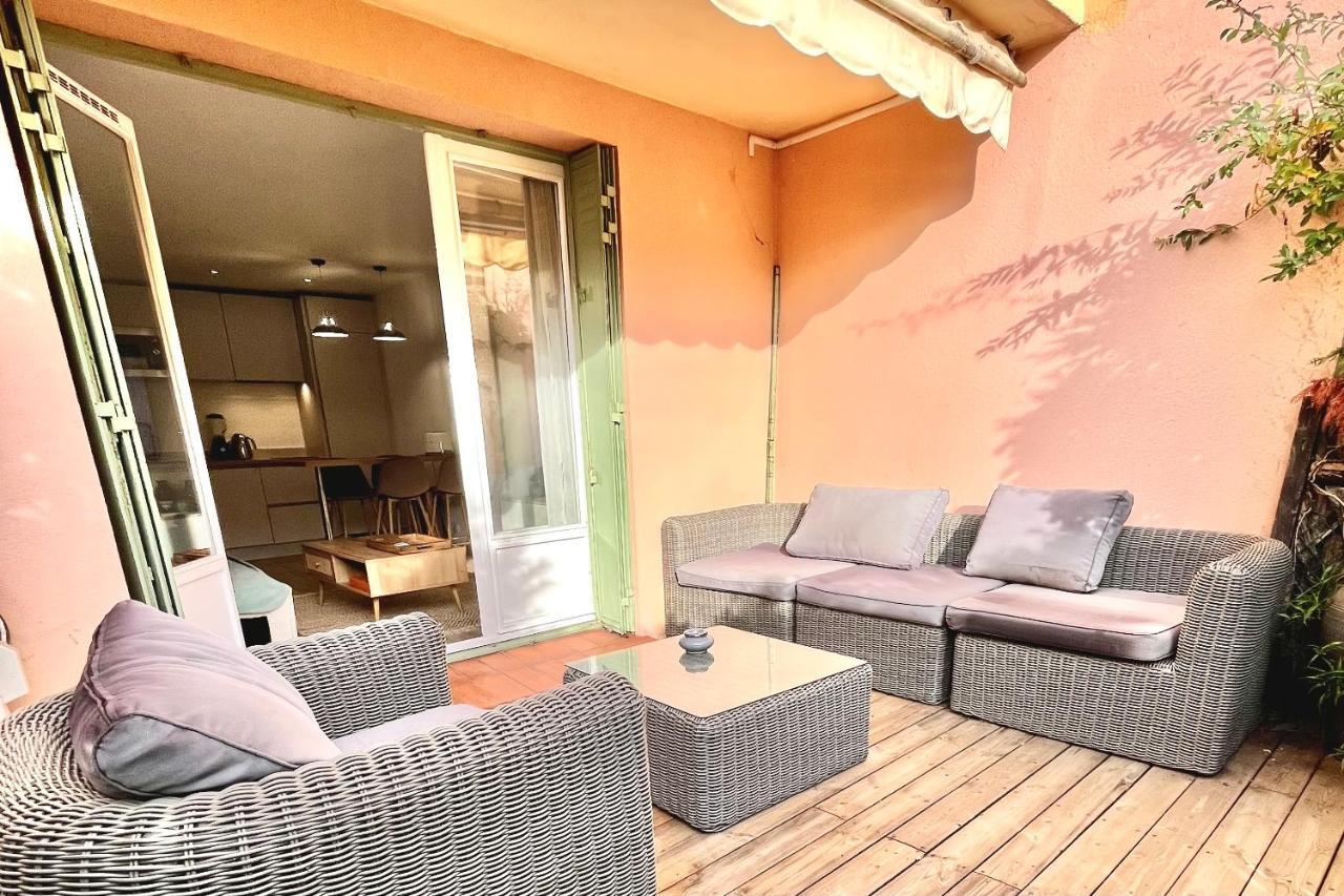 Magnifique 2 Chambres Terrasse Et Parking Saint-Tropez Exterior foto
