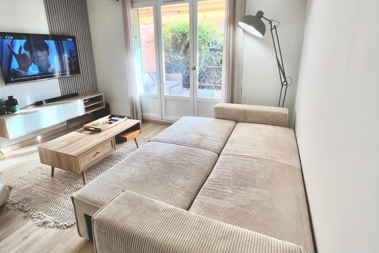 Magnifique 2 Chambres Terrasse Et Parking Saint-Tropez Exterior foto